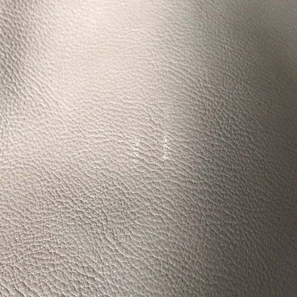 SOLD!!  SOLD!! Authentic Like New Chloe tote bag - Picture 7 of 8